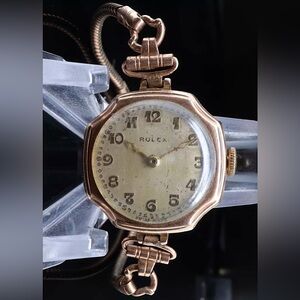 Rolex - 9k Solid Gold Ladies Wristwatch - Vintage